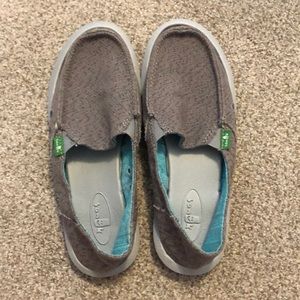 Sanuk Sidewalk Surfers